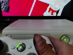 掠食之翼：探索Xbox 360极致手柄设计之旅